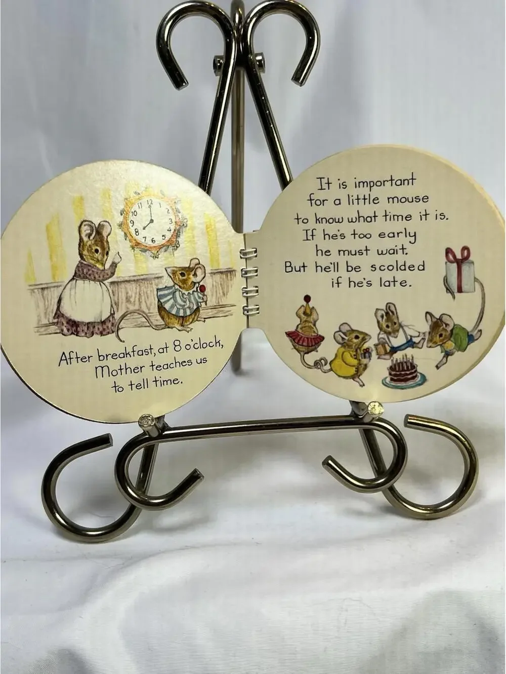 Beatrix Potter Interactive Clock Book To Teach Time 1966 Vintage Rare